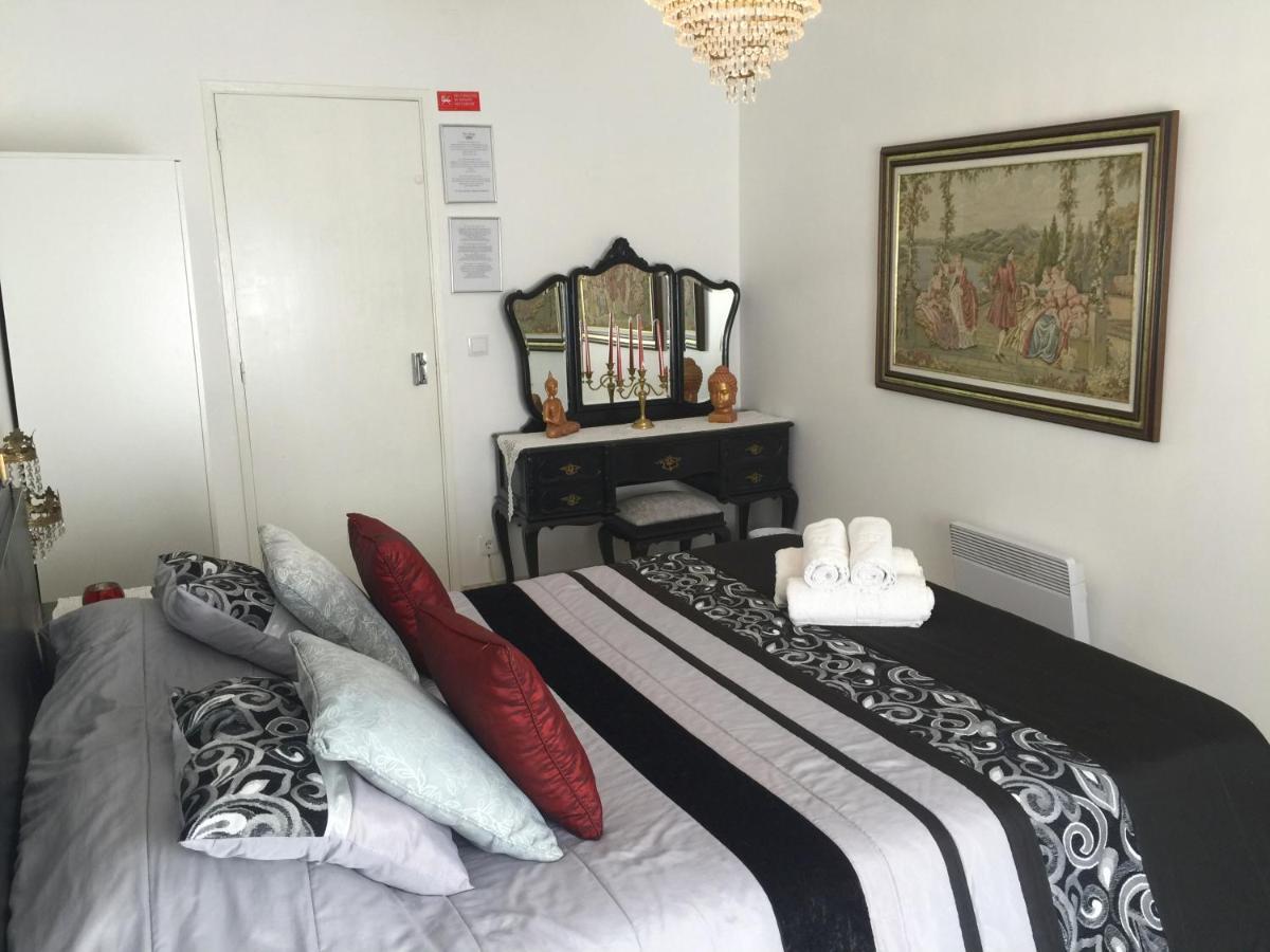 Casa Vintage Guest House Peniche Esterno foto