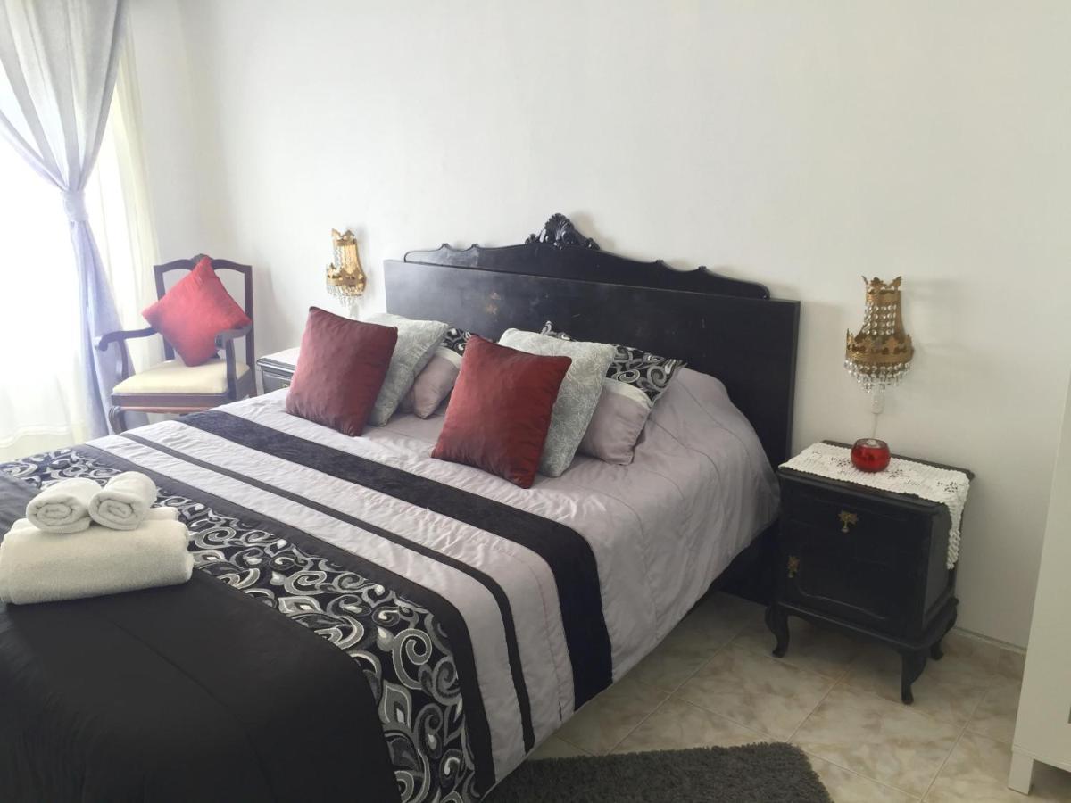 Casa Vintage Guest House Peniche Esterno foto
