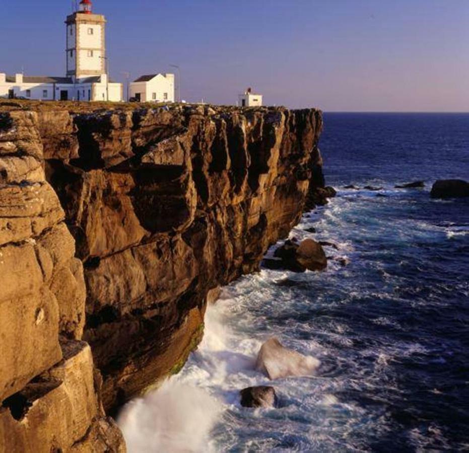 Casa Vintage Guest House Peniche Esterno foto