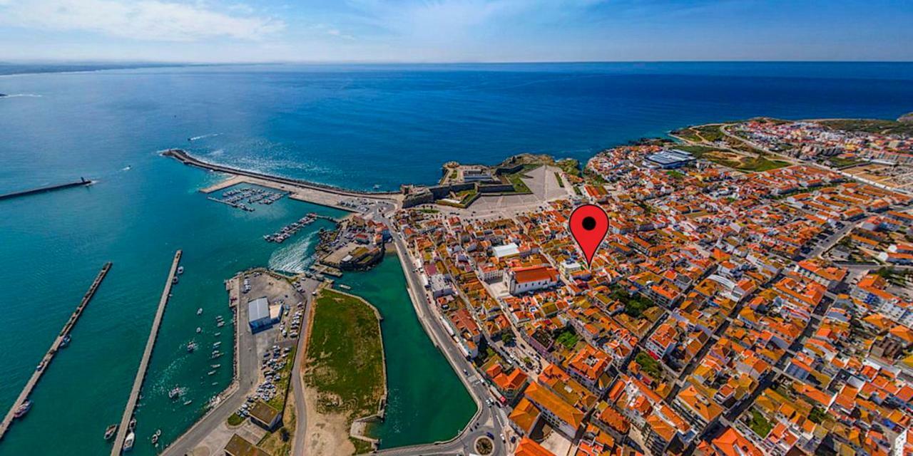Casa Vintage Guest House Peniche Esterno foto